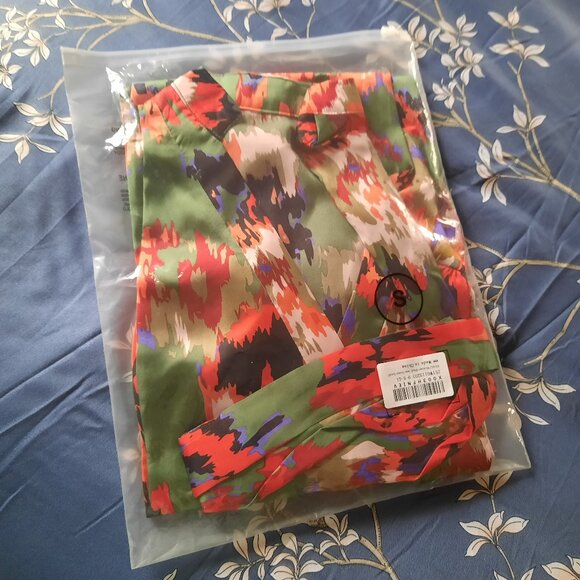 Split Neck Long Sleeve Floral Tie-Waist Ruffle Hem Dress NWT - Holiday, Size S - Picture 15 of 16